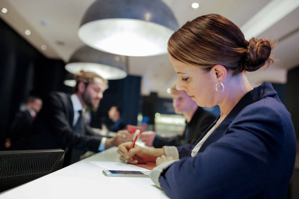 women doing company registration